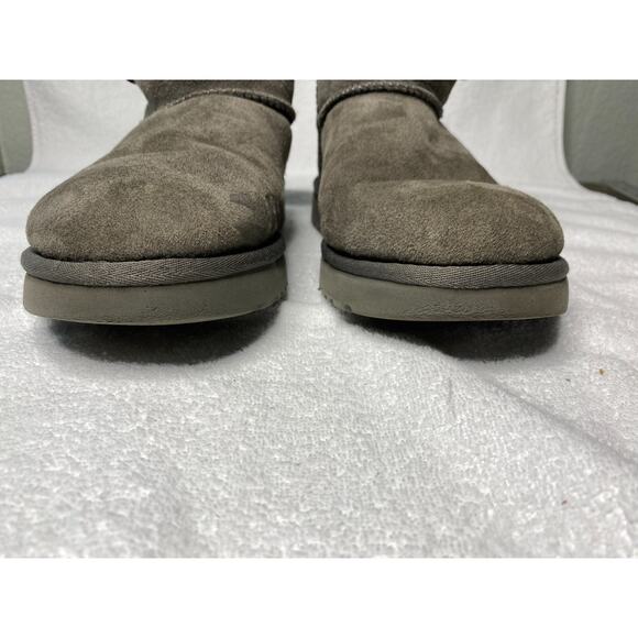 UGG Classic Mini Bailey Button Boots Women's 9 Bling Gray Sheepskin Suede Fur - Picture 4 of 11